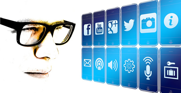 Social media marketing person